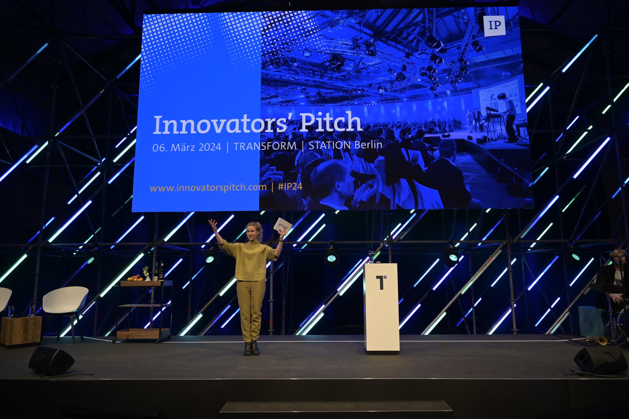 INNOVATORS' PITCH