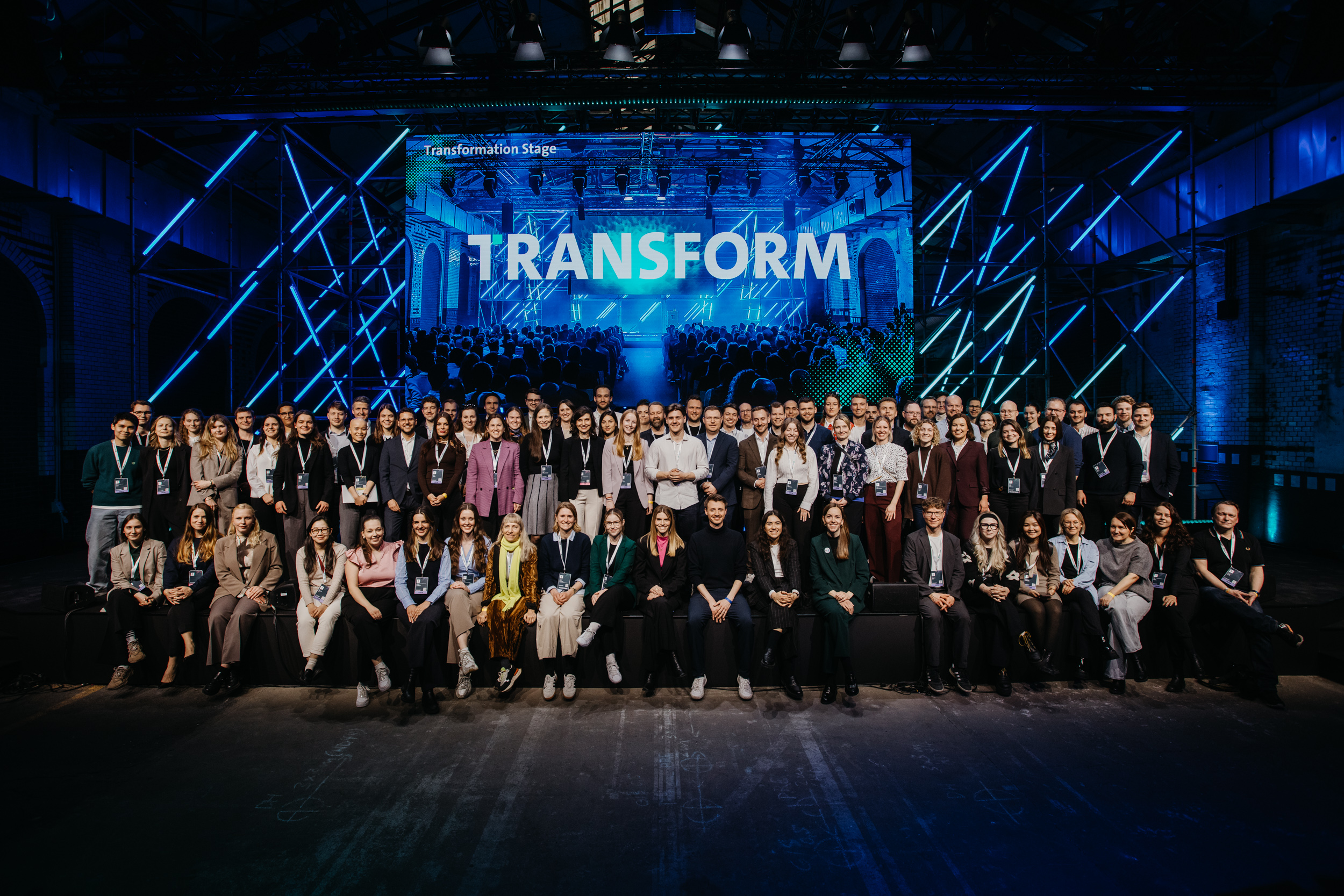 TRANSFORM Teamfoto