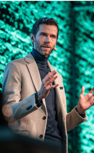 Julian Kakarott