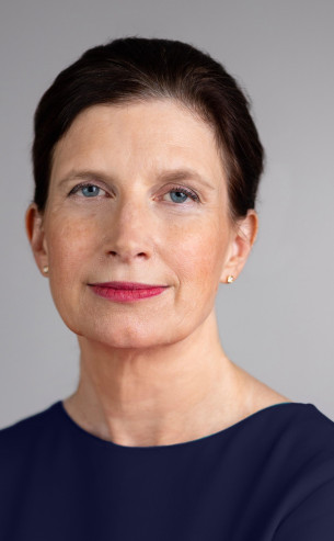Dr. Bettina Orlopp