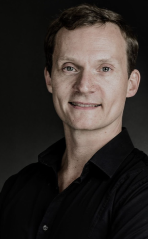 Dr․ Sebastian Vieregg