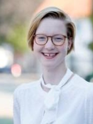 Dr. Christine Freye