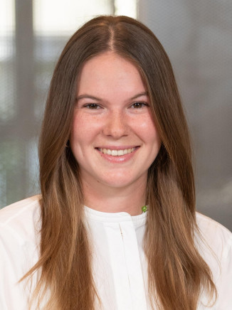 Alina Stephanie Bone-Winkel