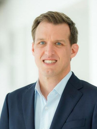 Dr․ Florian Jell