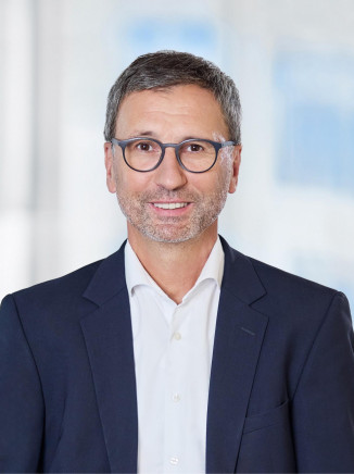 Dr. Sven Deglow