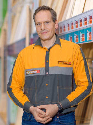 Dr. Andreas Schobert