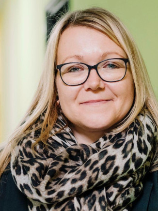 Prof. Dr. Annett Wolf